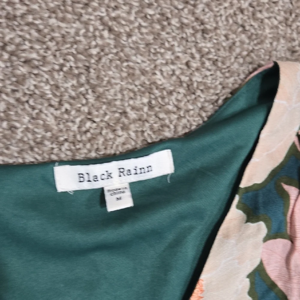 Black Rainn Pastel Floral Long Sleeve Dress - Picture 4 of 5